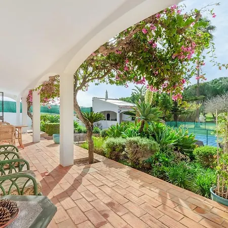 Casa Do Lirio - Near Quinta Do - Heated Pool Villa