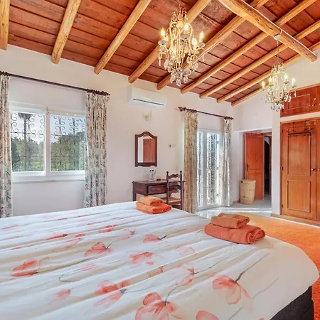 Villa Casa Do Lirio - Near Quinta Do - Heated Pool Almancil